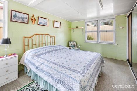 Property photo of 5 The Glade Labrador QLD 4215