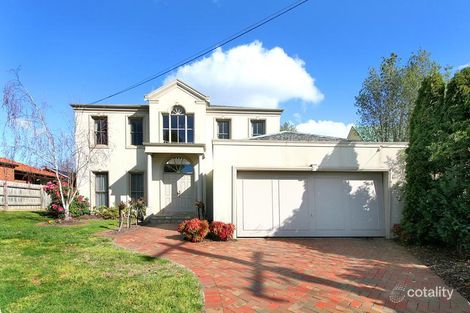 11 Bemboka Rd, Warranwood, VIC 3134