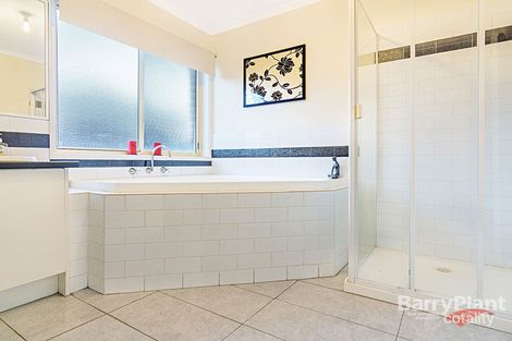 Property photo of 6 Chateau Close Hoppers Crossing VIC 3029