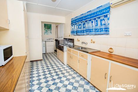 Property photo of 9 Diamond Crescent Happy Valley QLD 4825