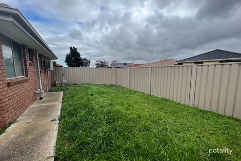 Property photo of 1/36 Kiparra Close St Albans VIC 3021