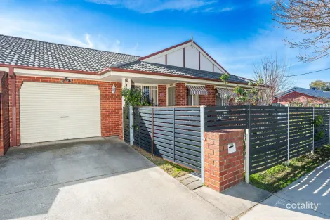 Property photo of 2/508 Kemp Street Lavington NSW 2641