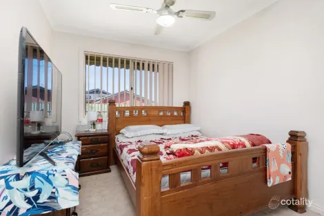 Property photo of 2/508 Kemp Street Lavington NSW 2641