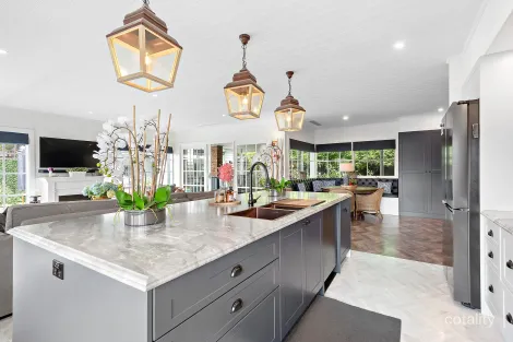 Property photo of 18 William Hunter Court Rosebud VIC 3939