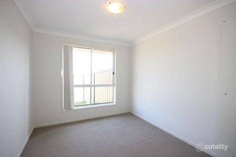 Property photo of 19 Zinfandel Circuit Cessnock NSW 2325