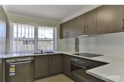 Property photo of 2/429 West Street Darling Heights QLD 4350