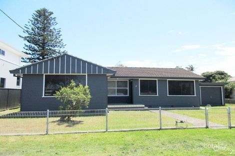 Property photo of 4 Thompson Street Belmont South NSW 2280