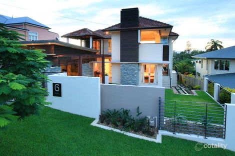 6 Thorpe St, Balmoral, QLD 4171