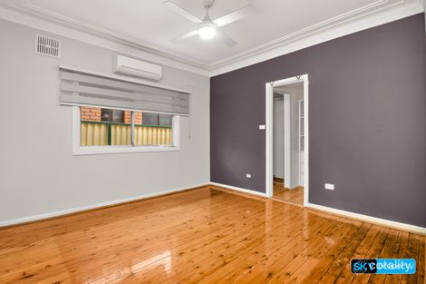 Property photo of 41 Farnell Street Merrylands NSW 2160