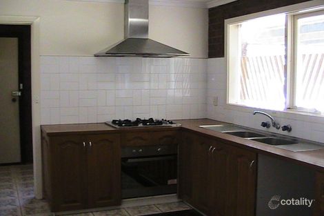 Property photo of 12 Redditch Crescent Deer Park VIC 3023