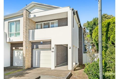 19c Henry Lawson Dr, Peakhurst, NSW 2210