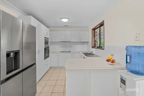 Property photo of 14 Holbrook Way Elanora QLD 4221
