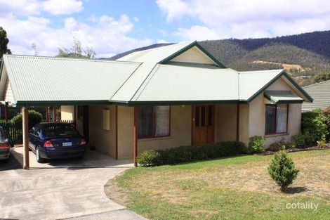 7 Wellington St, Huonville, TAS 7109