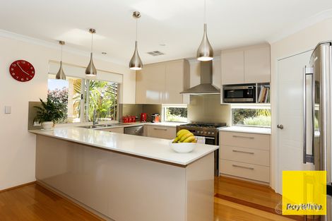 Property photo of 4 Wildwood Mews Carramar WA 6031
