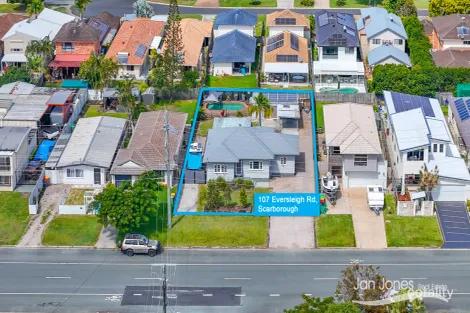 Property photo of 107 Eversleigh Road Scarborough QLD 4020