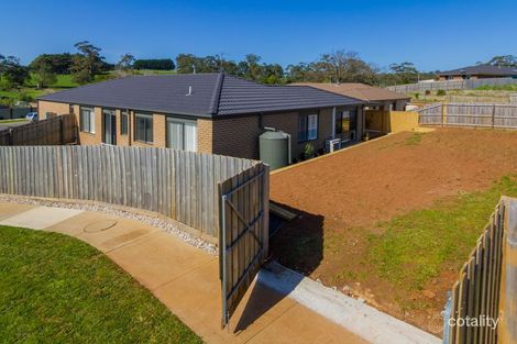 Property photo of 7 Harmon Drive Drouin VIC 3818