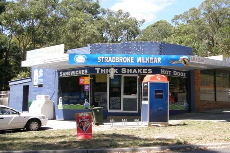 1 Currawong Rd, Montrose, VIC 3765