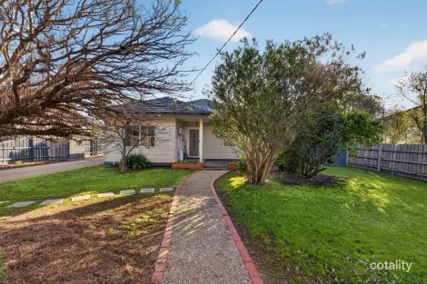 Property photo of 13 Maffra Road Heyfield VIC 3858