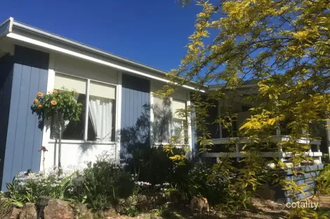 13 Trout Stream Way, Macs Cove, VIC 3723
