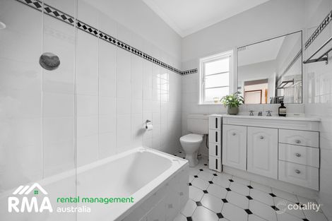 Property photo of 1/25 Canavan Crescent Manning WA 6152
