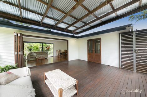 Property photo of 28 Mearns Street Fairfield QLD 4103