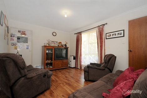 Property photo of 32 Lake Drive Meringandan QLD 4352