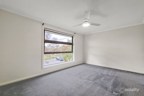 Property photo of 4 Swanview Walk Point Cook VIC 3030