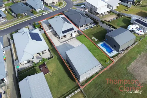 34 Plover Cct, Aberglasslyn, NSW 2320