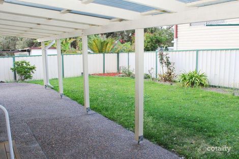 Property photo of 2/10 Manuka Parade Gorokan NSW 2263