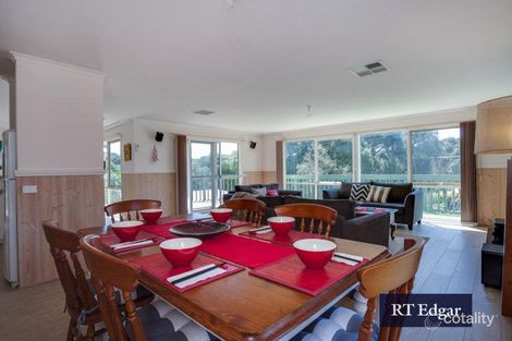 Property photo of 11 Roslyn Avenue Rye VIC 3941