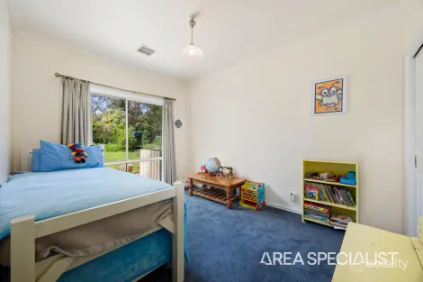 Property photo of 38 Follett Drive Nyora VIC 3987