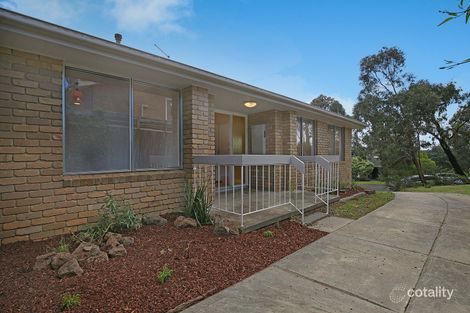 Property photo of 2 Wala Place Greensborough VIC 3088
