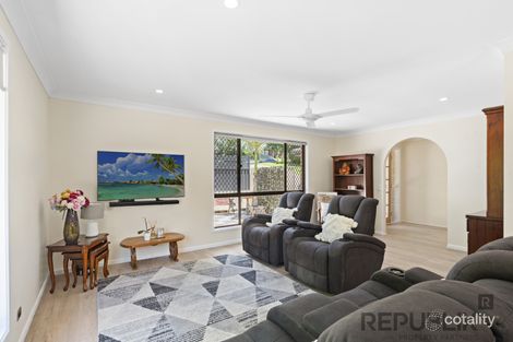 Property photo of 1 Yoolantie Crescent Nerang QLD 4211