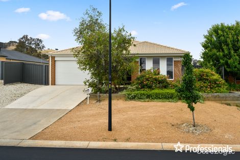 Property photo of 12 Silky Oak Avenue Wodonga VIC 3690