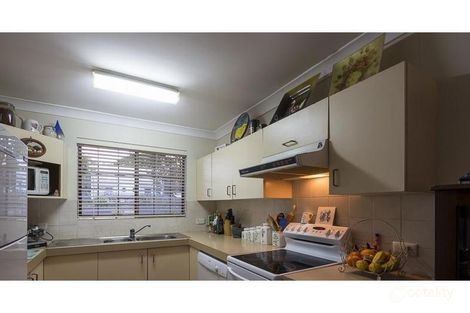 Property photo of 4/90 Plimsoll Street Greenslopes QLD 4120