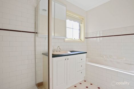 Property photo of 2/14 West County Drive Wyndham Vale VIC 3024