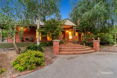 425 North Rd, Langwarrin, VIC 3910