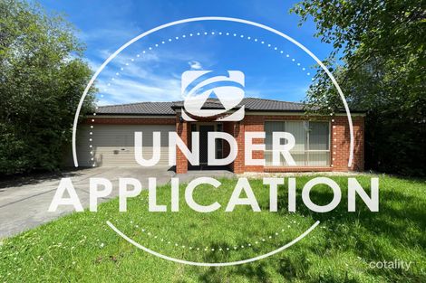 Property photo of 73 Melzak Way Berwick VIC 3806