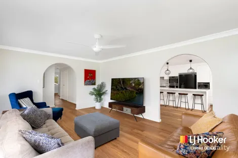 Property photo of 5 Tiber Place Kearns NSW 2558