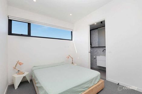 Property photo of 202/1094 Glen Huntly Road Glen Huntly VIC 3163