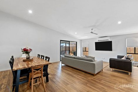 Property photo of 52 Bradley Crescent Nirimba QLD 4551