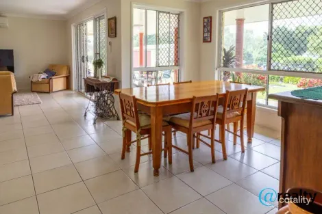 Property photo of 2 Pine Court Kingaroy QLD 4610