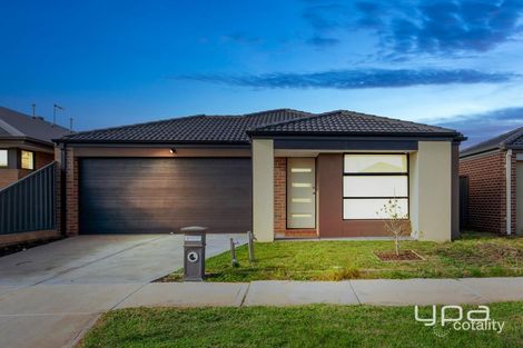 Property photo of 16 Serengeti Circuit Tarneit VIC 3029