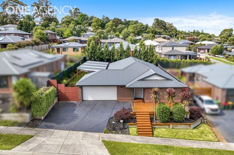 Property photo of 4 Bunyip Drive Drouin VIC 3818