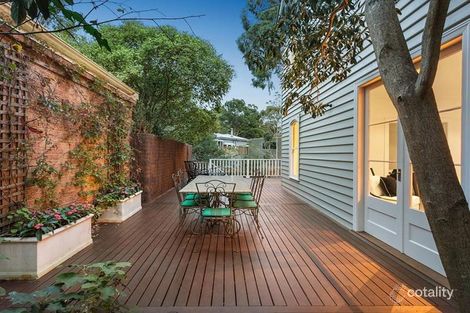 Property photo of 11 Dudley Parade Canterbury VIC 3126