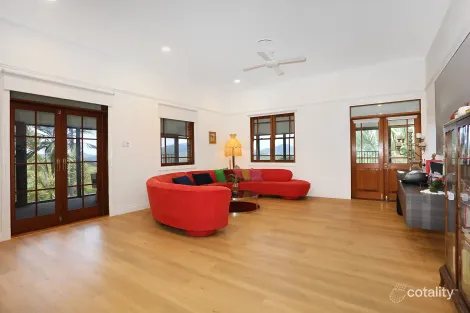 Property photo of 52 Parkway Drive Advancetown QLD 4211