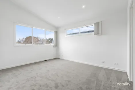 Property photo of 44 Hall Mark Road Mordialloc VIC 3195