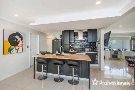 Property photo of 15 Davis Place Heathridge WA 6027