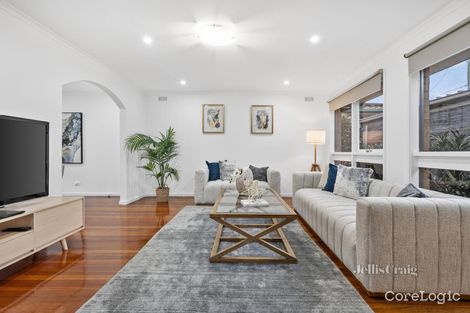 Property photo of 10 Avalon Avenue Glen Waverley VIC 3150