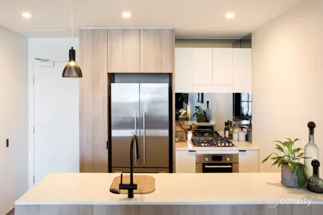 Property photo of 1902/2-4 Edmondstone Street South Brisbane QLD 4101